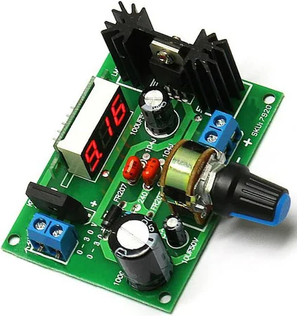 Modulo Fuente con Voltimetro LM317