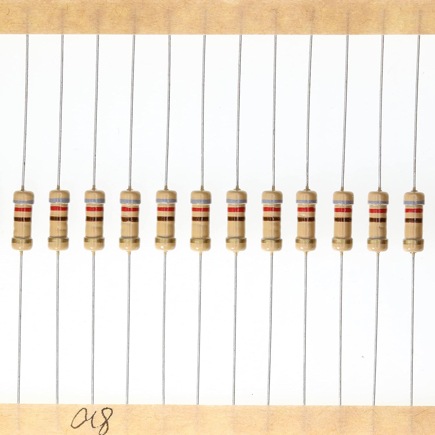 Resistencia 820 ohm